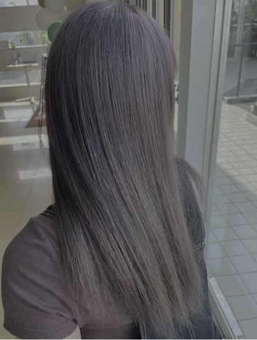 オリーブベージュ ヘアカラー