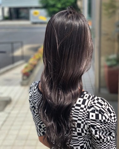 オリーブベージュ ヘアカラー