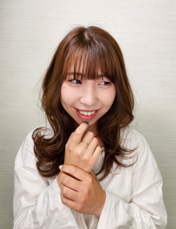 ブリーチなしでも明るい髪色